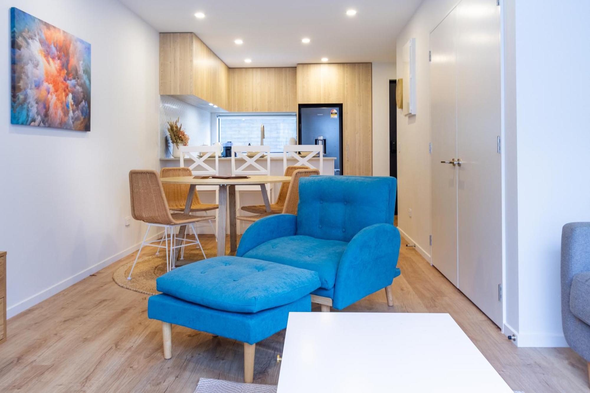 Modern 2 Bed 2 Bath Opposite Hagley Park Apartment ไครสต์เชิร์ช ภายนอก รูปภาพ