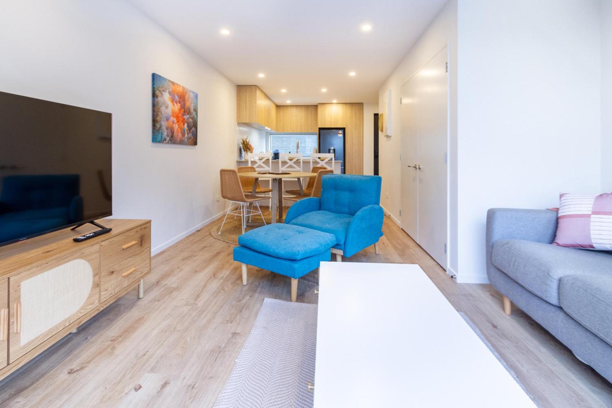Modern 2 Bed 2 Bath Opposite Hagley Park Apartment ไครสต์เชิร์ช ภายนอก รูปภาพ